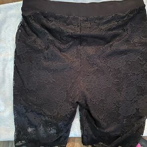 NWTS black biker shorts size 3